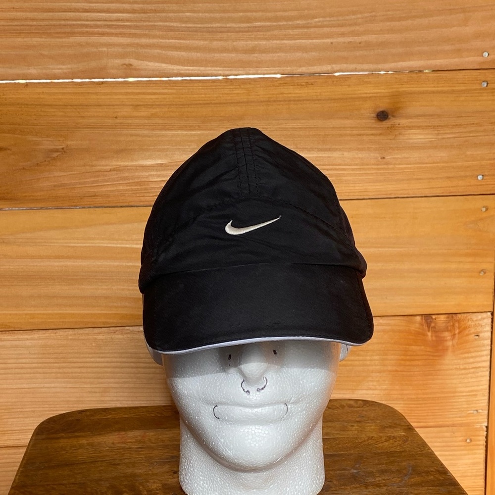 Nike Featherlight Running Cap